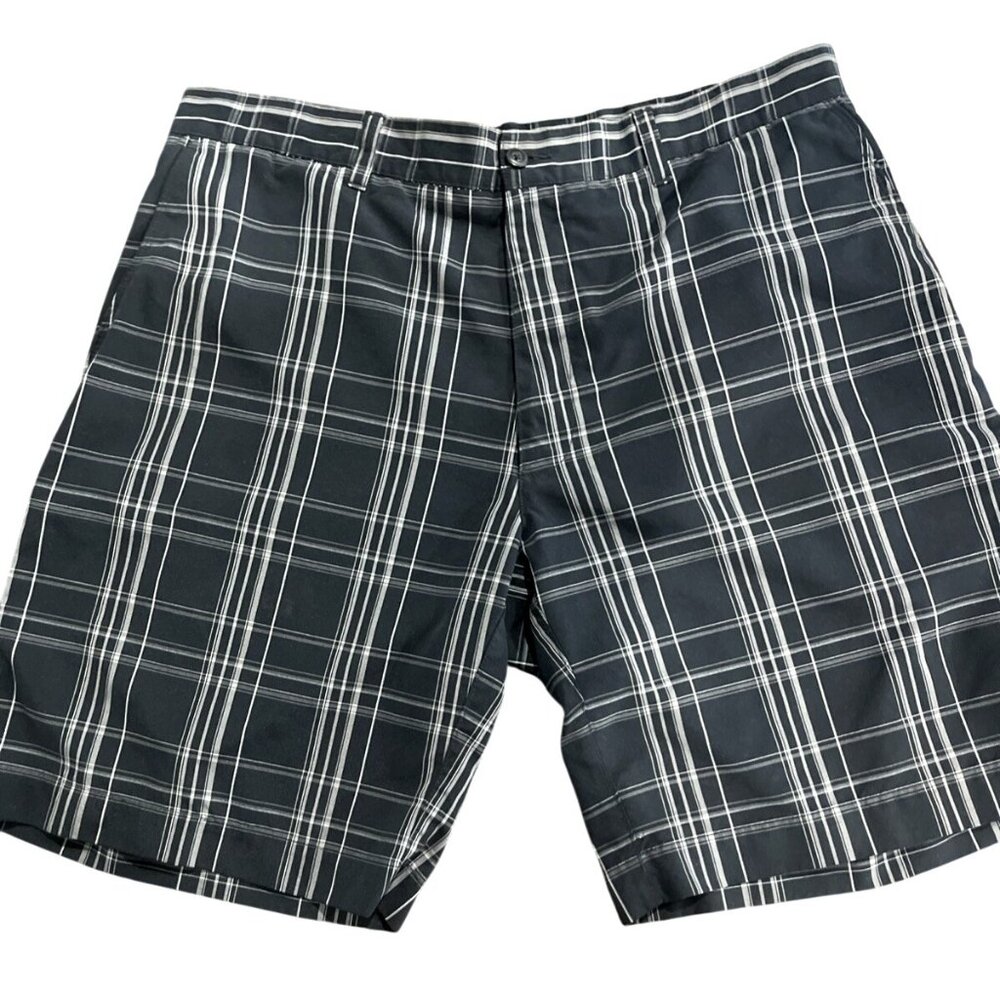 PGATOUR Mens 36 Black & White Plaid Golf Shorts 100% Polyester